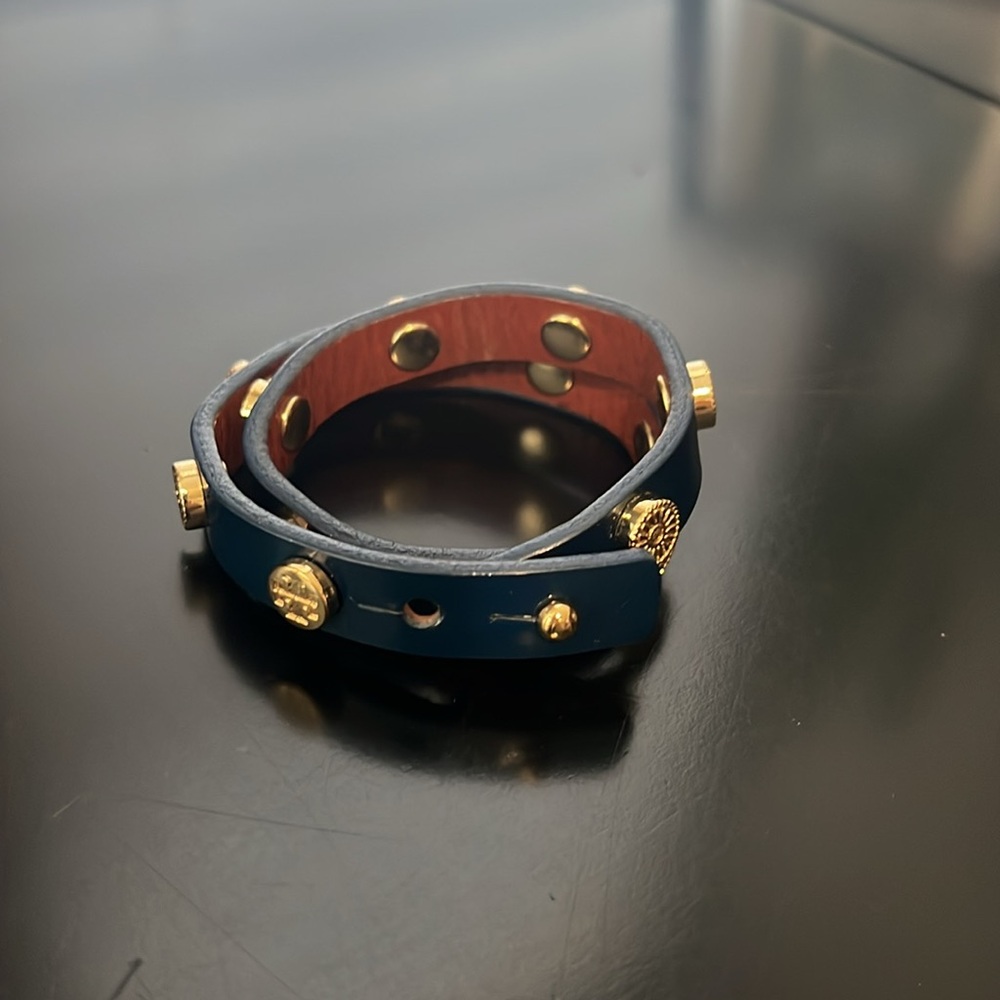 Tory Burch Navy Blue Leather & Gold Double Wrap Bracelet - Picture 4 of 4